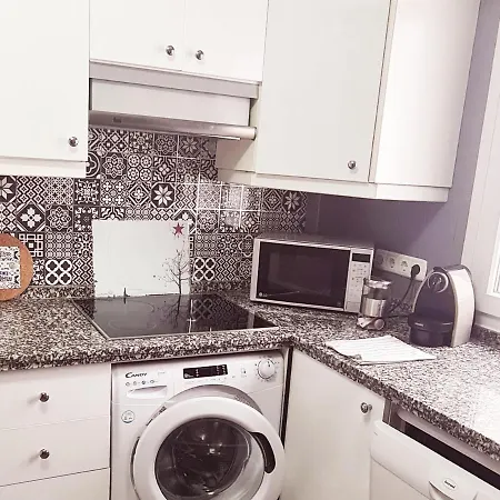 Www Apartamentovaldivia Es Parking Incluido * ليون