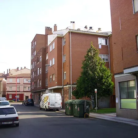 Www Apartamentovaldivia Es Parking Incluido * León