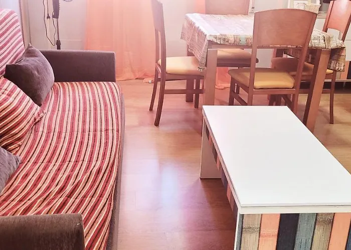 Www Apartamentovaldivia Es Parking Incluido Lägenhet León